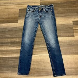 American Eagle Women’s Skinny Jeans Super Stretch Size 8R Medium Wash Denim